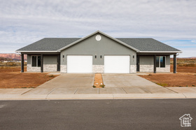 Photo 5 for 137 E North Rim Ct