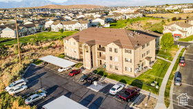 Photo 1 for 3821 E Rock Creek Rd #8