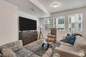 Photo 3 for 5243 W Reventon Dr #101