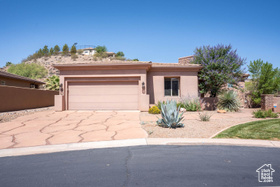 Photo 2 for 584 S Dixie Dr #26