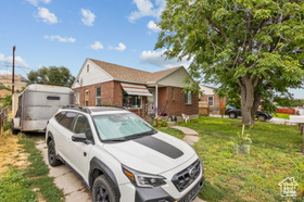 Photo 2 for 2880 S Merton Way