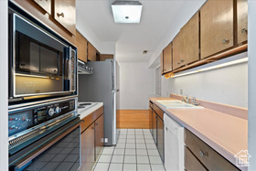 Photo 5 for 777 E South Temple St #3F