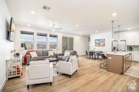Photo 5 for 757 W Periwinkle Ln #210
