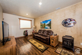 Photo 4 for 28 Ironwood Cir