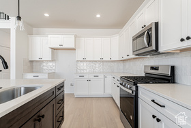 Photo 6 for 933 N Banner Dr #607
