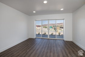 Photo 2 for 443 W Kane Creek Blvd #A105