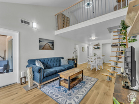 Photo 1 for 424 N Center St #301