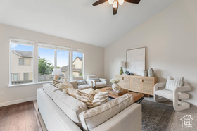 Photo 4 for 4065 E Comanche St