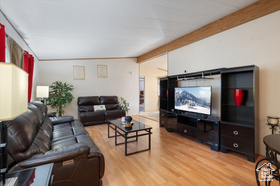 Photo 5 for 259 Lionel St #373