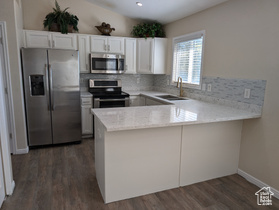 Photo 4 for 2237 W Craig Ln