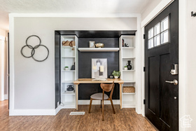 Photo 4 for 33 W Wicker Ln