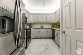 Photo 2 for 11075 S Grape Arbor Pl #206