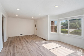 Photo 5 for 305 N Wall Ave
