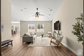 Photo 6 for 4056 N Russell Rd