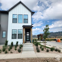 Photo 2 for 3189 N Stardew St #3189
