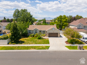 Photo 2 for 11686 S Mapleberry Ct