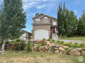 Photo 5 for 2565 S Country Club Dr