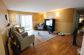 Photo 6 for 1486 E Foxboro Dr  #1