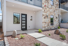 Photo 2 for 1460 S Windsor Pkwy #3
