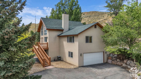 Photo 2 for 874 S West Hoytsville Rd