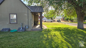 Photo 3 for 589 S 30 West
