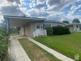 Photo 3 for 827 N 900 East