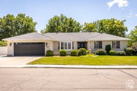 Photo 2 for 1466 E Winderbrook Way