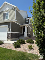 Photo 3 for 3590 W Grassland Dr