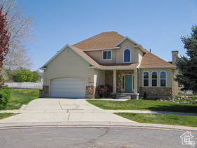 Photo 2 for 12261 S Stephens View Circle