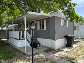 Photo 2 for 3023 Constitution Dr