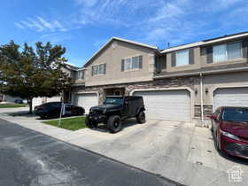 Photo 2 for 1646 W Madison Ridge Ln