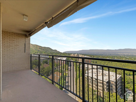 Photo 3 for 875 S Donner Way #1402
