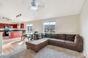 Photo 5 for 4521 S Tarlton Cir
