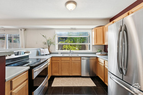 Photo 5 for 2233 S 500 East #105