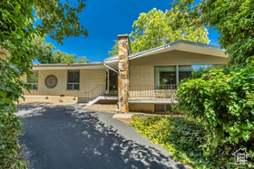Photo 1 for 2342 E Combe Rd