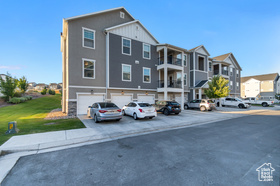 Photo 1 for 1834 W Newcastle Ln #E204