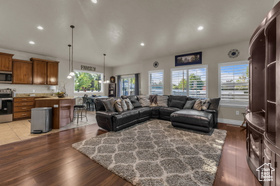 Photo 6 for 3428 W Chatel Dr