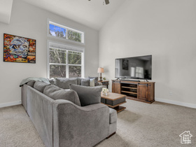 Photo 5 for 1643 W Beamon St #38