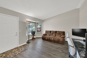 Photo 5 for 4891 W Calyx Cir