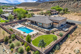 Photo 3 for 470 E Entrada Dr