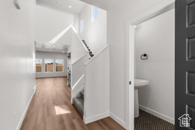 Photo 5 for 1075 W Audrey Ln #6