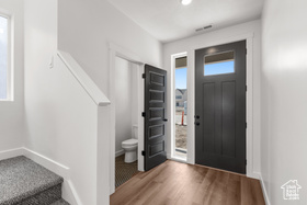 Photo 4 for 1075 W Audrey Ln #6