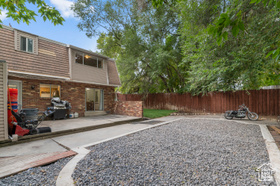 Photo 4 for 1243 E Siesta Dr