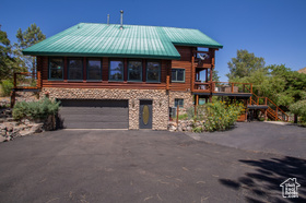 Photo 4 for 15173 S Rose Canyon Rd