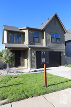Photo 2 for 1072 W Audrey Ln #17