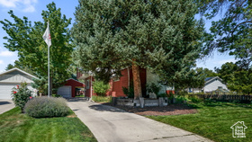 Photo 3 for 1275 E Lavon Dr