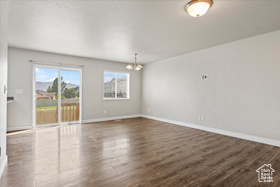 Photo 5 for 683 W Saratoga Chase Dr
