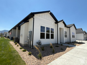 Photo 4 for 549 N Legend Way #B/467