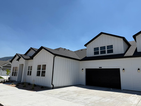 Photo 2 for 549 N Legend Way #B/467