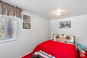 Photo 4 for 4868 Foothill Dr